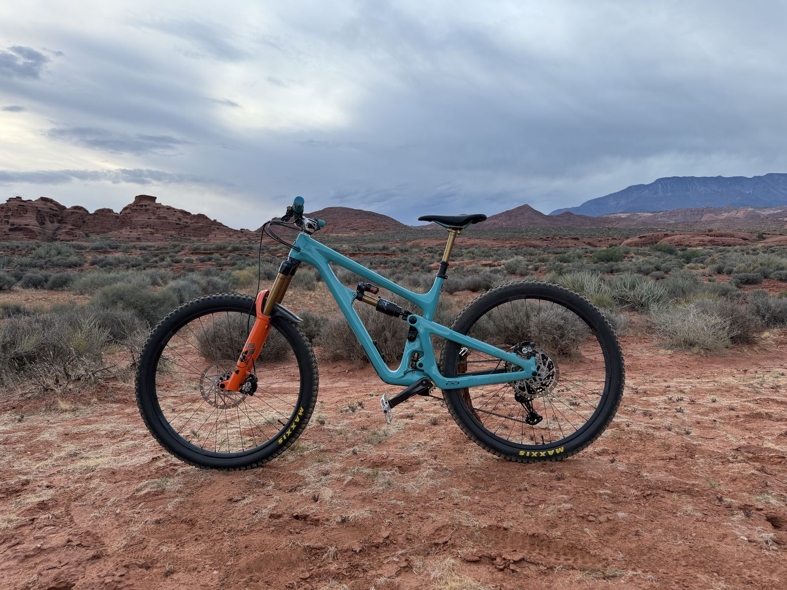 2021 Yeti SB150 TURQ Size Large