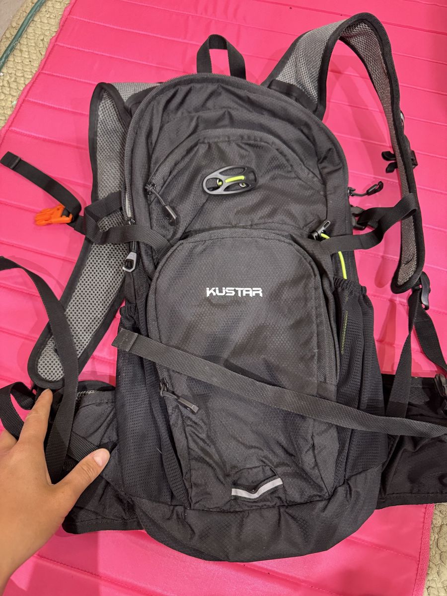 Main image 6