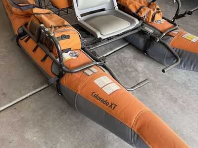 Colorado XT Personal Pontoon Boat