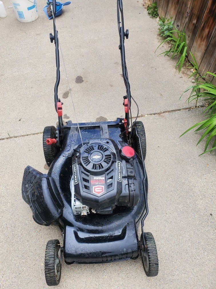 Craftsman Mower,Powerful, Mulch and Side discharge
