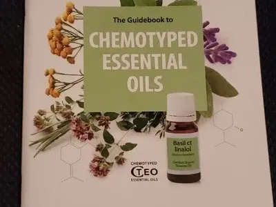 Chemotyped Essential Oils Scientific Aromatherapy Paperback Book By D. Baudoux
