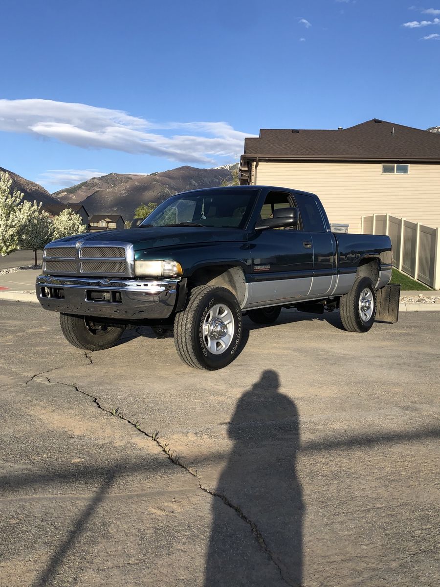 1999 Dodge Ram 2500 SLT