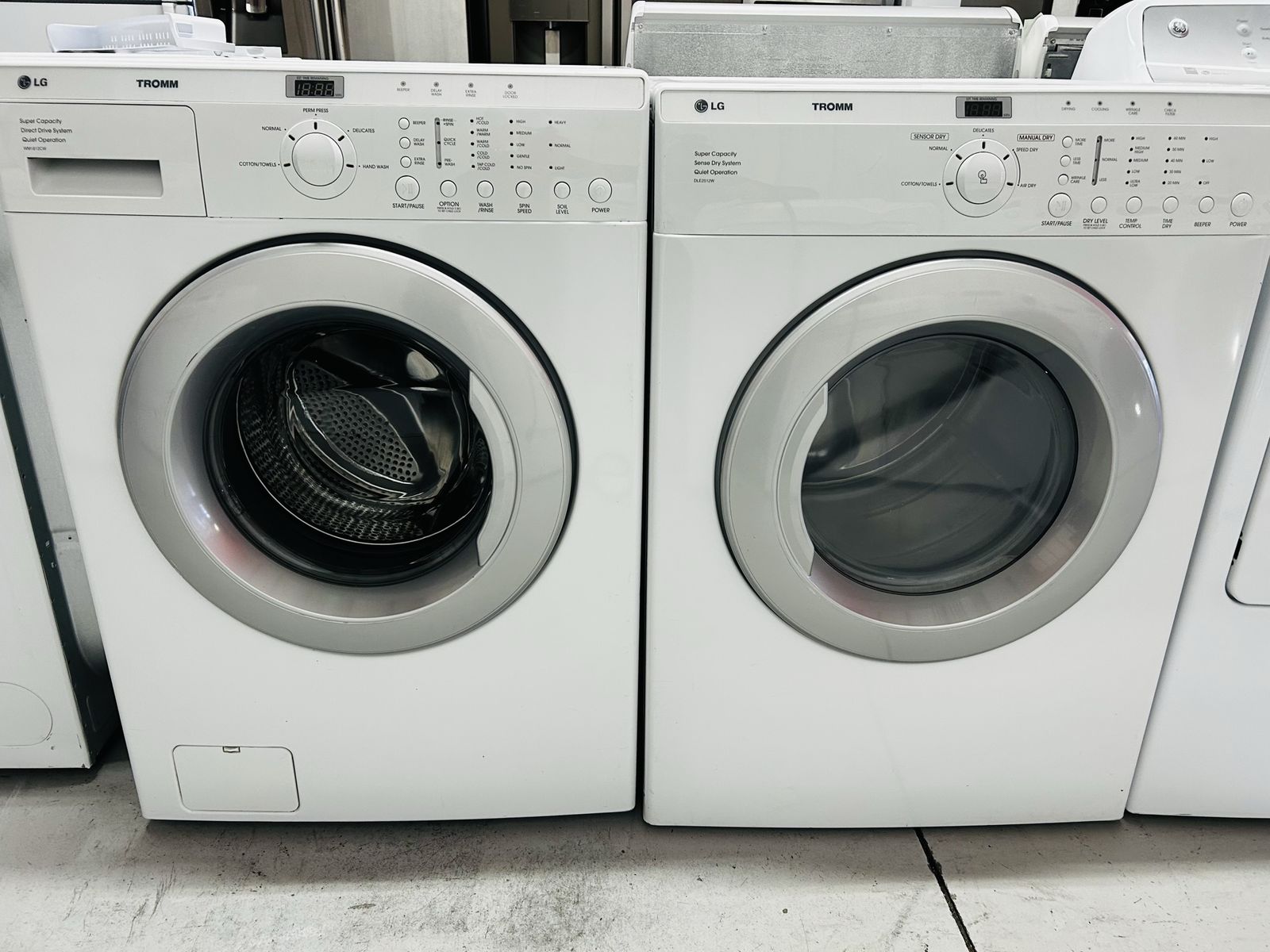 Lg Tromm Electric Front Load Set