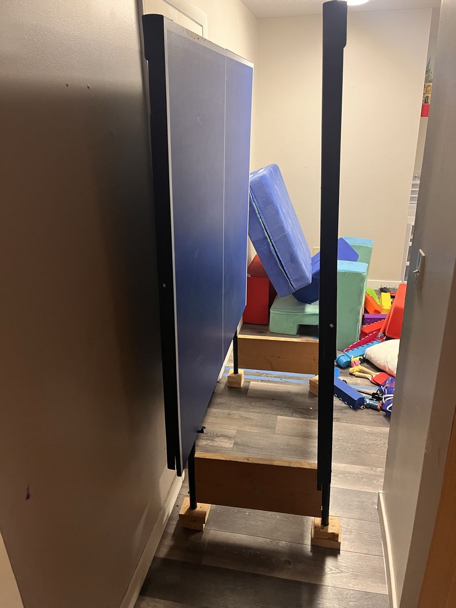 Well used folding ping pong table