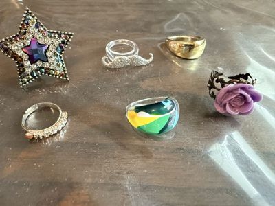 Little Girls Set Of Six Rings