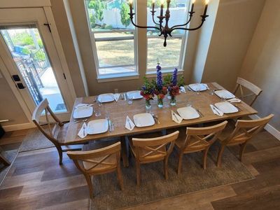 Pottery Barn Toscana Extendable Dining Table, Bench & 6 Chairs Seadrift