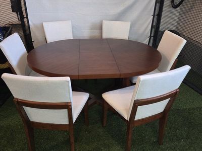 7-Piece Expandable Dining Set
