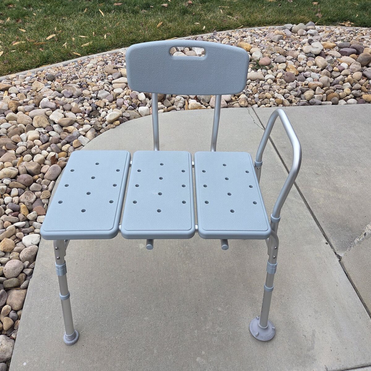 CLEAN bathtub transfer bench with back like NEW