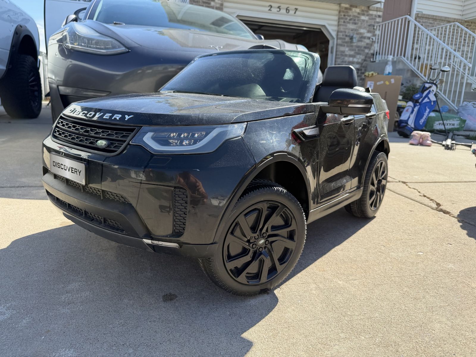 Land Rover Discovery Kids electric toy car
