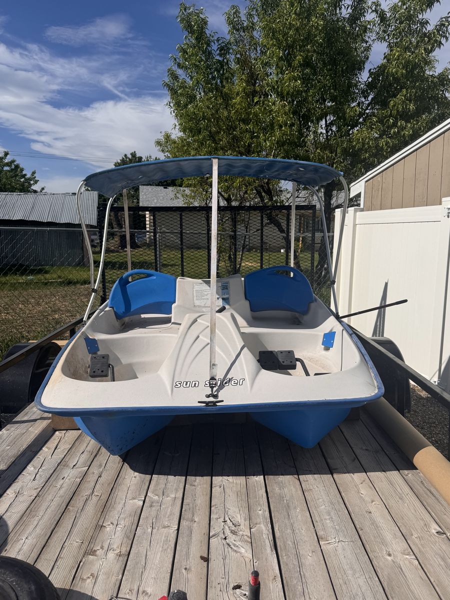 Sun Dolphin Sun Slider Pedal Boat with Canopy - Blue/White, 5 Person