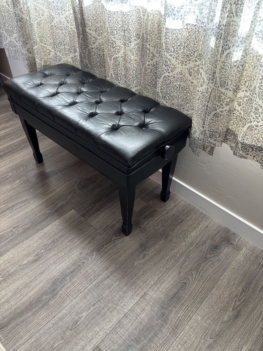 Duet Adjustable Artist Piano Bench, Black Tufted Leather Custom