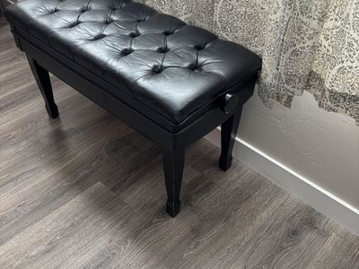 Duet Adjustable Artist Piano Bench, Black Tufted Leather Custom