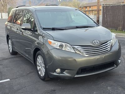 2013 Toyota Sienna Limited 7-Passenger