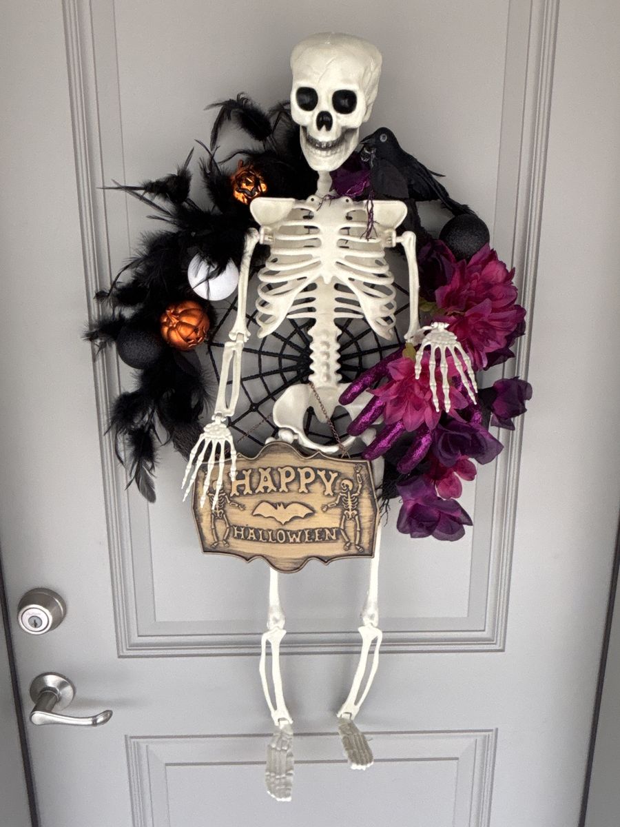 Halloween Skeleton Wreath Door Decoration with Happy Halloween Sign