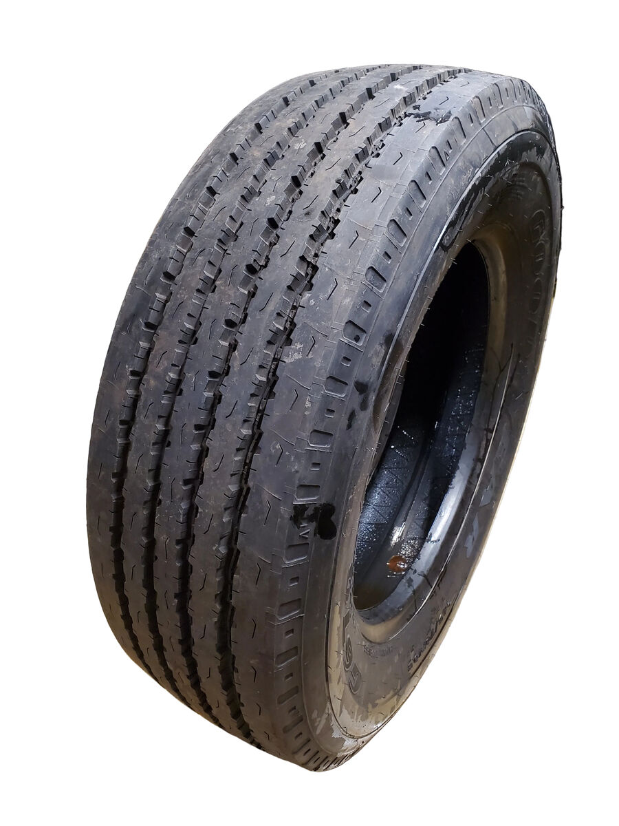 NOS 2 GOODYEAR G670 RV BSW LT 245 70 19.5 14PLY COMMERCIAL TIRE 139913050