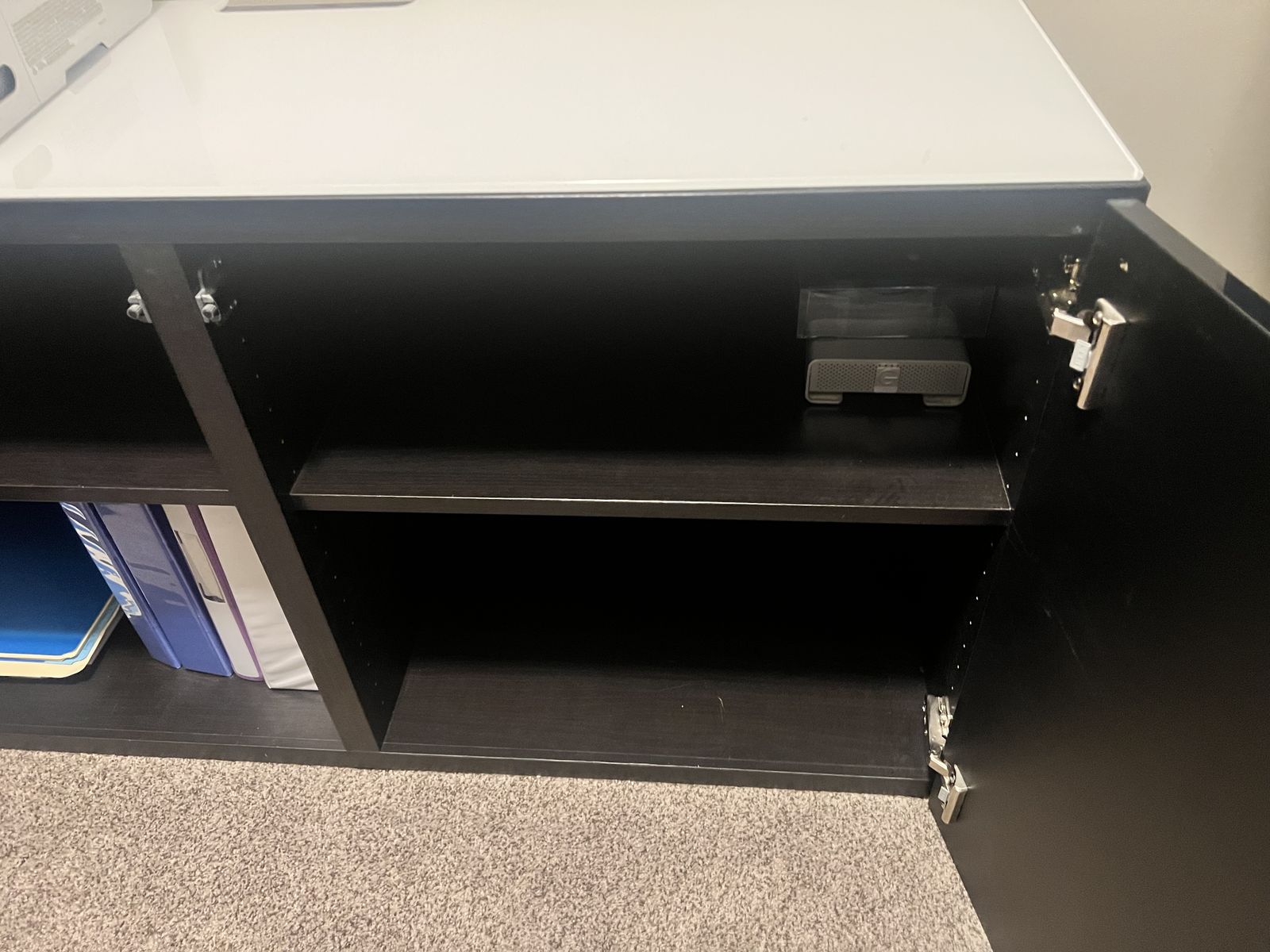Main image 6