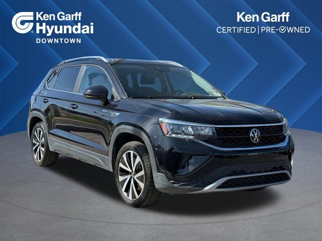2023 Volkswagen Taos SE 4Motion