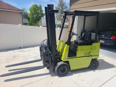 3-Stage Clark GPX 15E Forklift