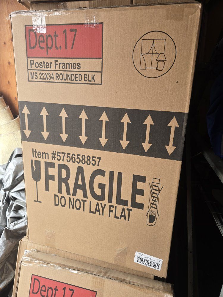 Dept. 17 Black Poster Frames Multiple Sizes 20x30 & 22x34 Rounded Edge New in Box and other Various sizes 400+ boxes