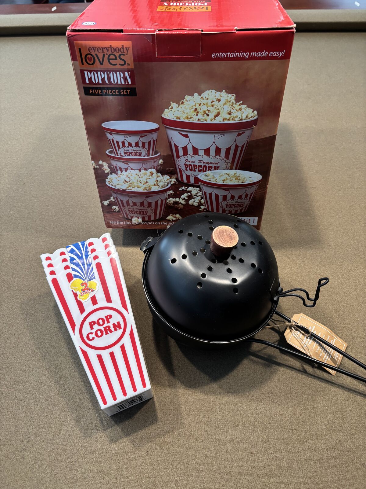 Popcorn Popper & Ceramic Popcorn Bowls