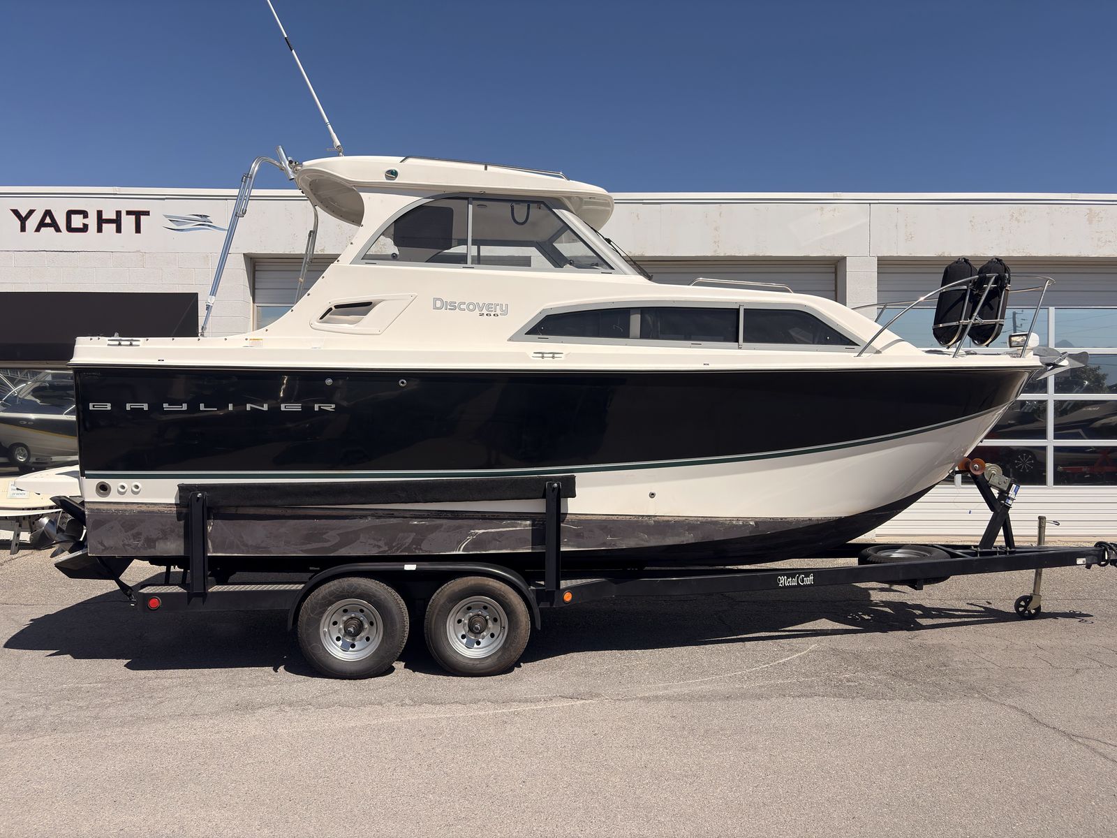 2012 26' Bayliner Discovery 266 Hardtop