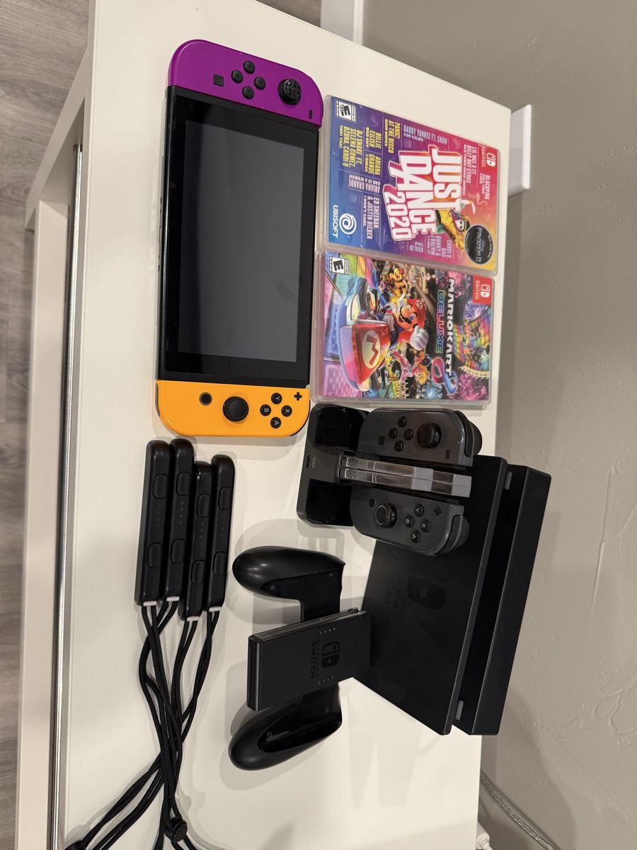 Nintendo Switch Bundle – Console, Dock, Controllers & Games