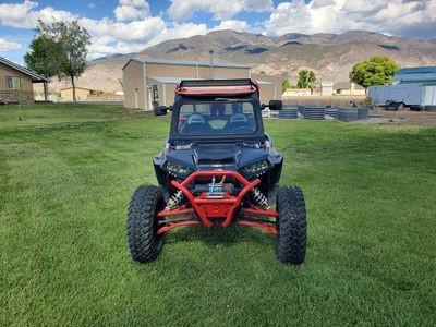 POLARIS RZR HIGHLIFTER 1000