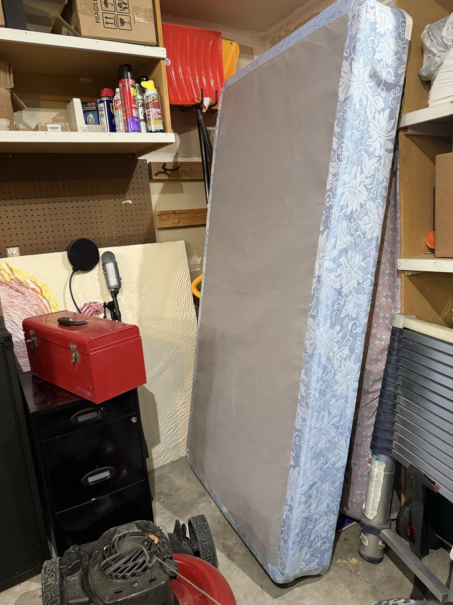 Free twin box frame