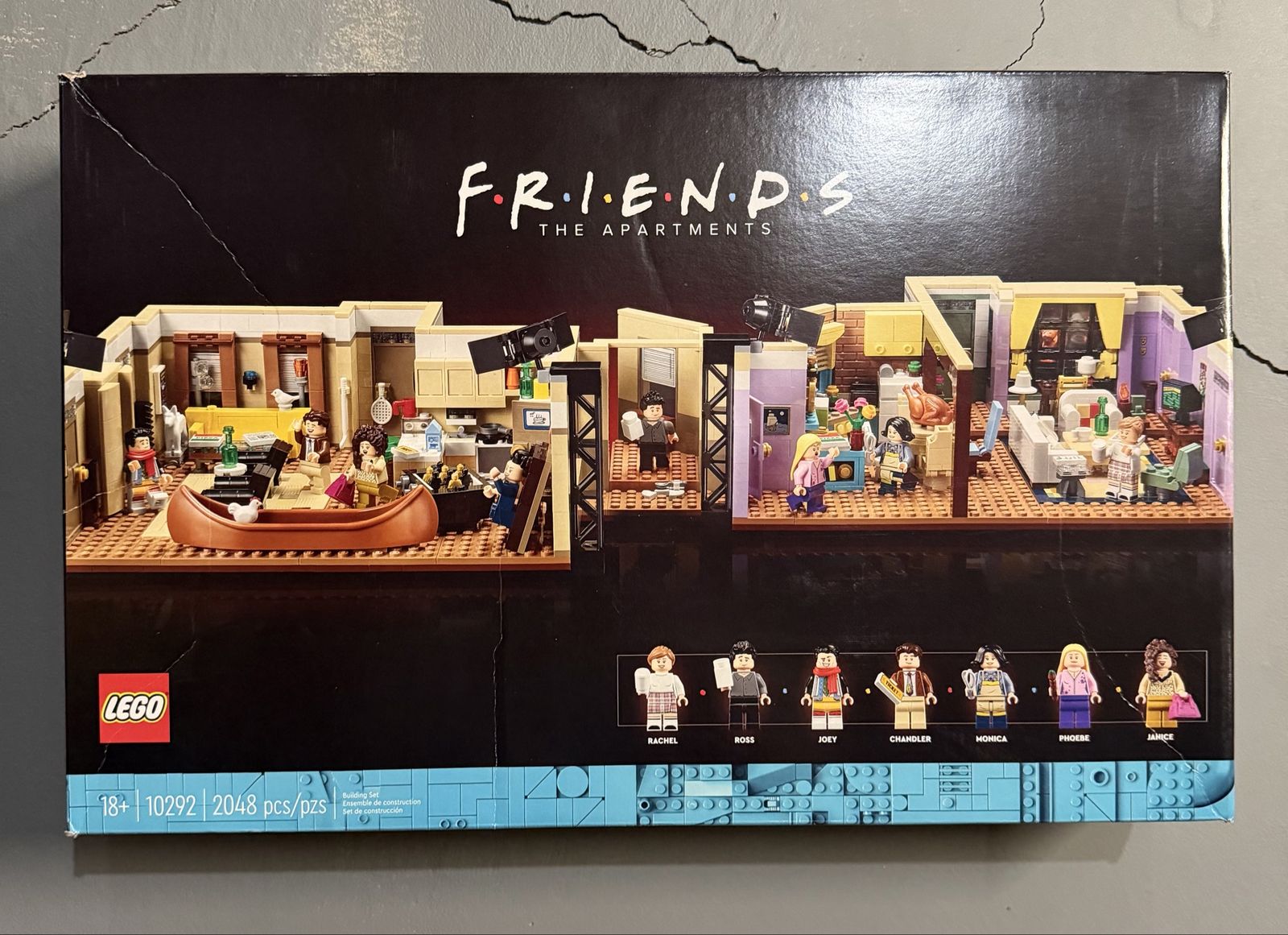 LEGO Friends The Apartments Set 10292 - 2048 Pieces