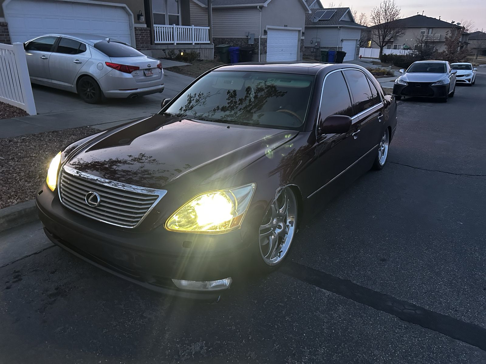 2004 LEXUS LS Base