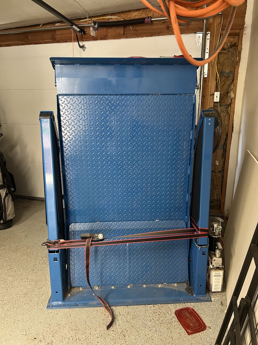 Material Lift