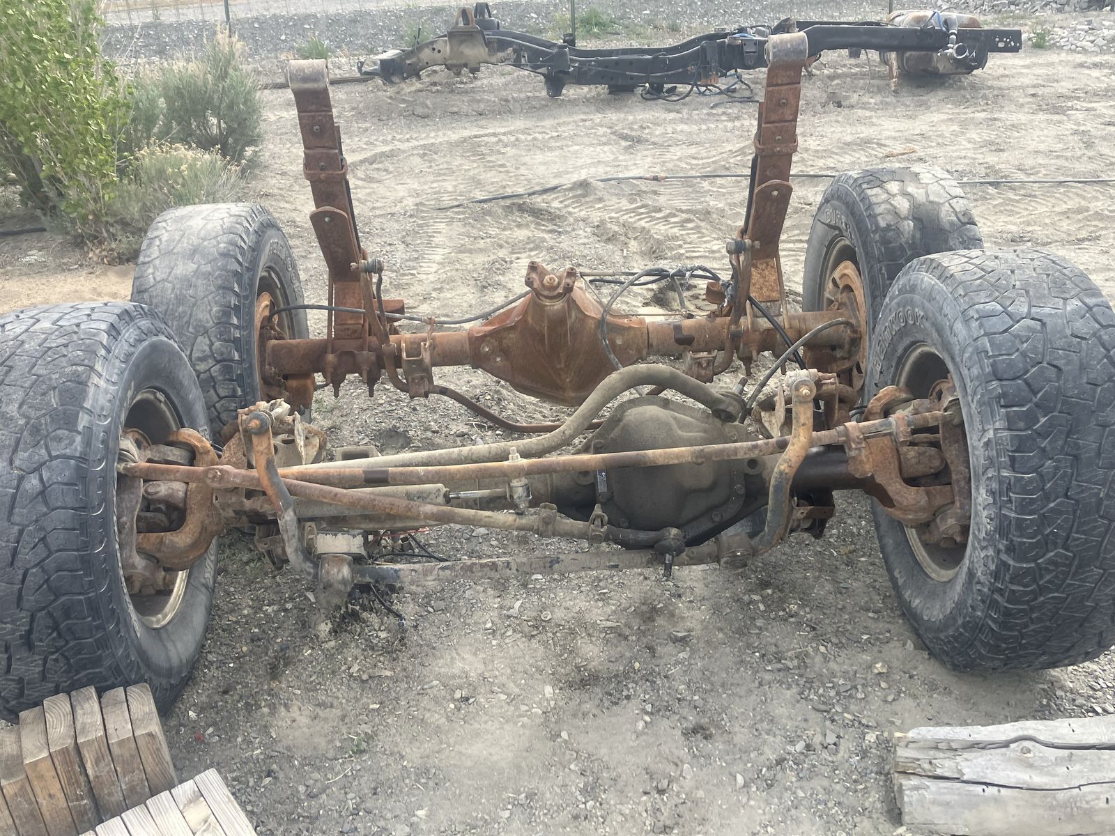 Dana 60 front and 70 rear diffs