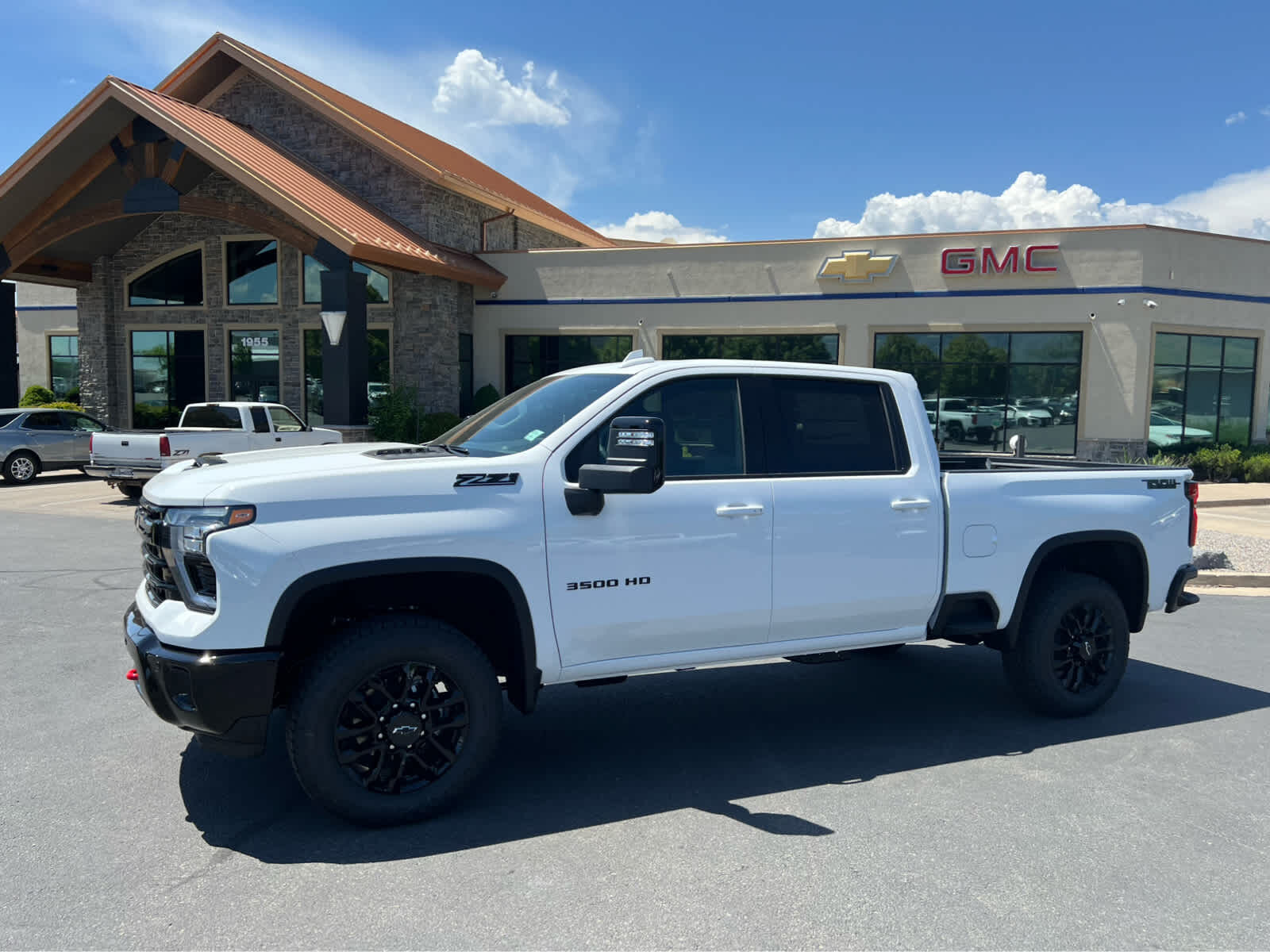 2025 Chevrolet Silverado 3500HD LTZ