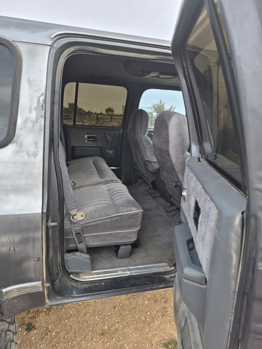 Main image 6