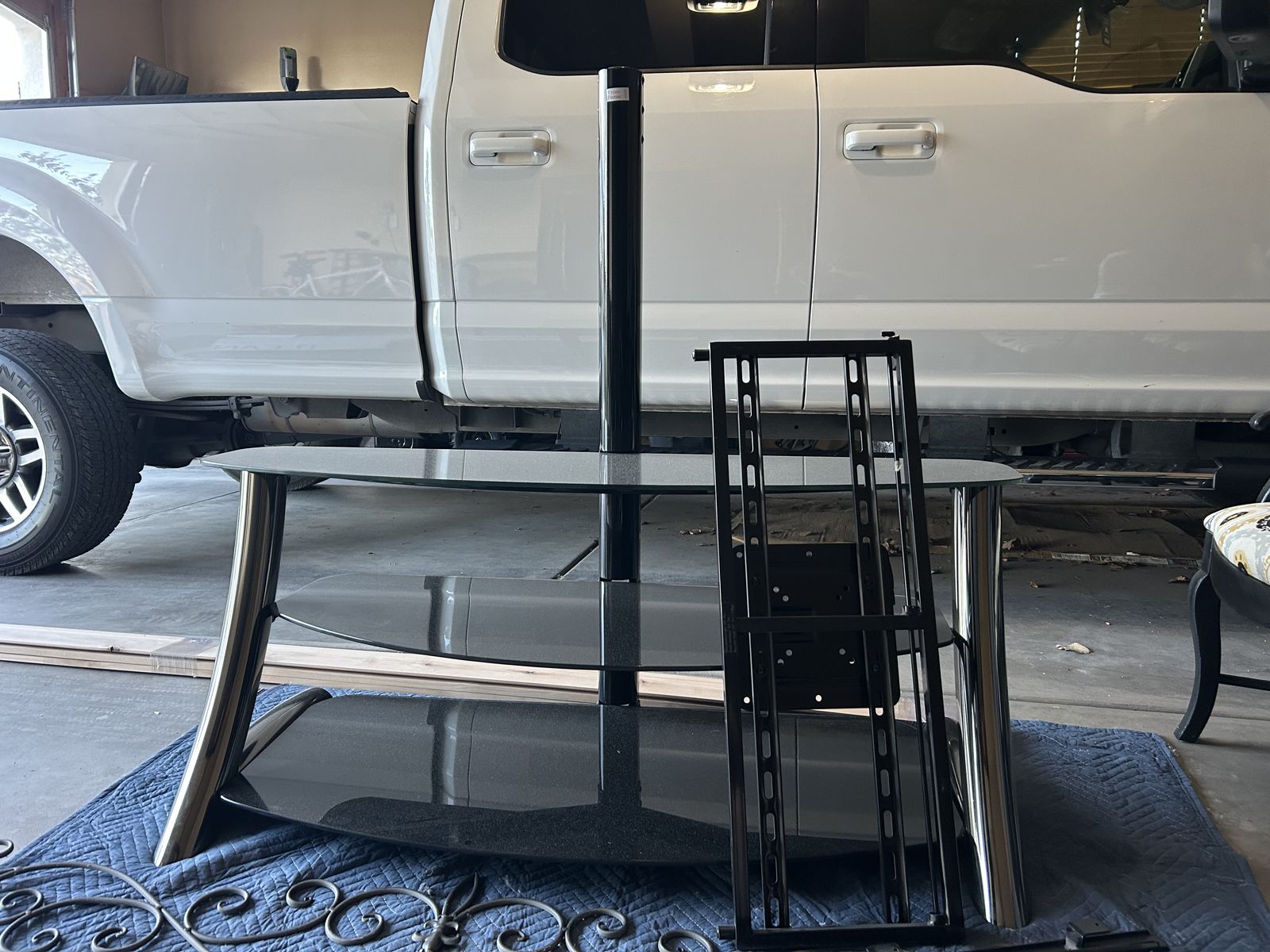 Glass/chrome TV stand