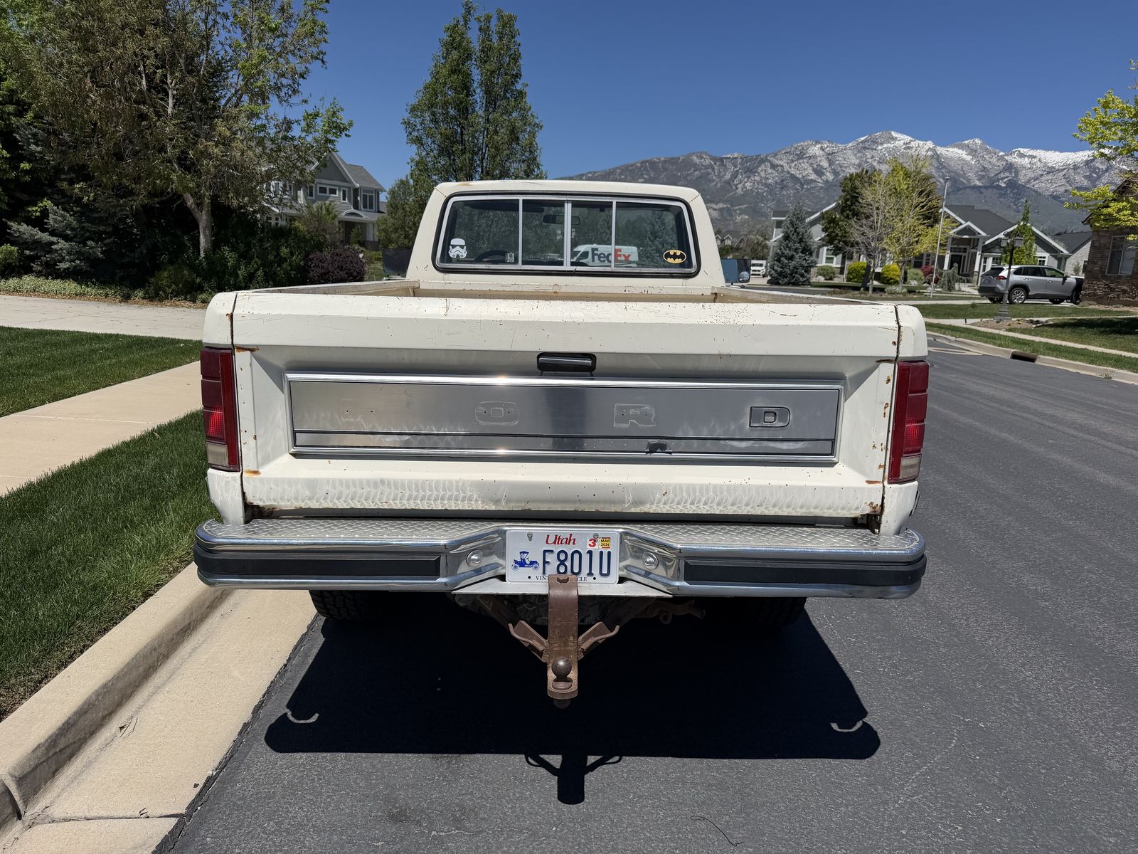 Main image 6