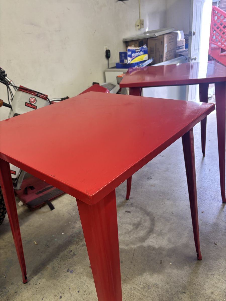 Outdoor Tables And Chairs