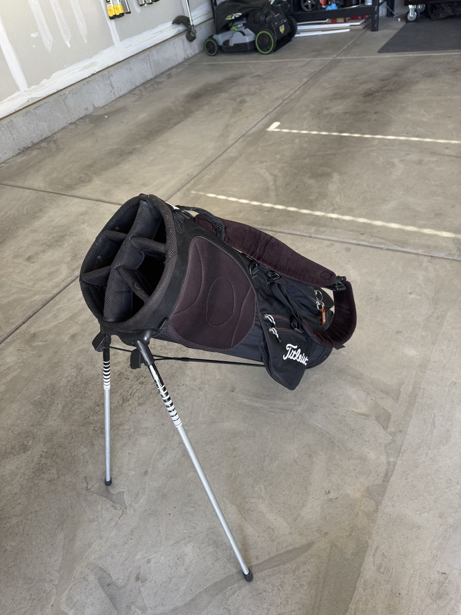 Main image 4