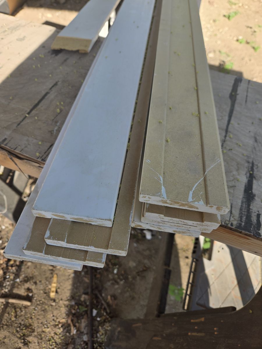 12- 18 foot MDF Trim and Molding Pieces NEW