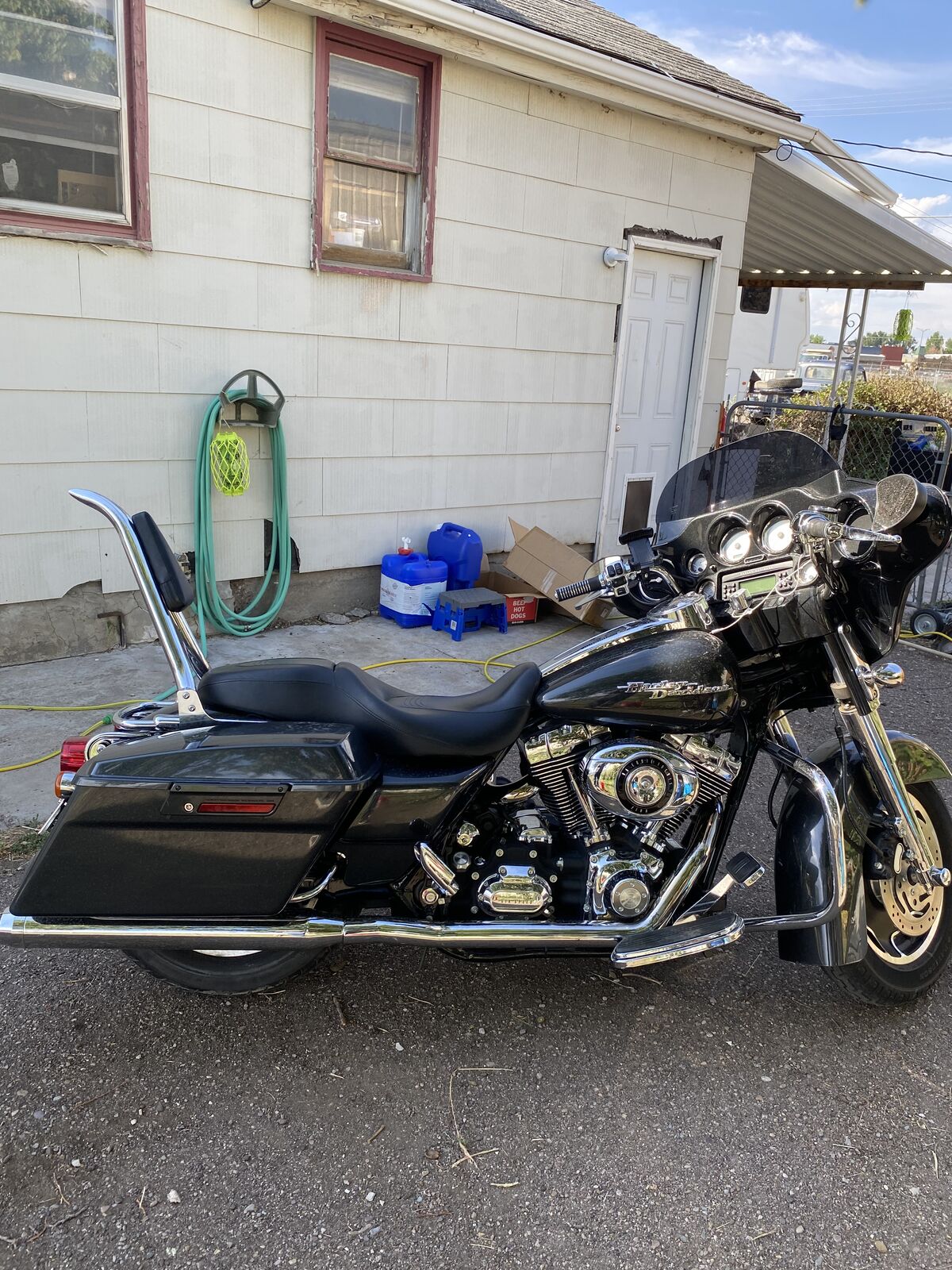 2007 Harley Street Glide *LOW MILES*