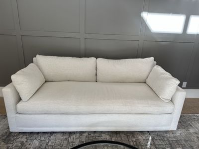 Alice Lane Home Collection Durand Sofa