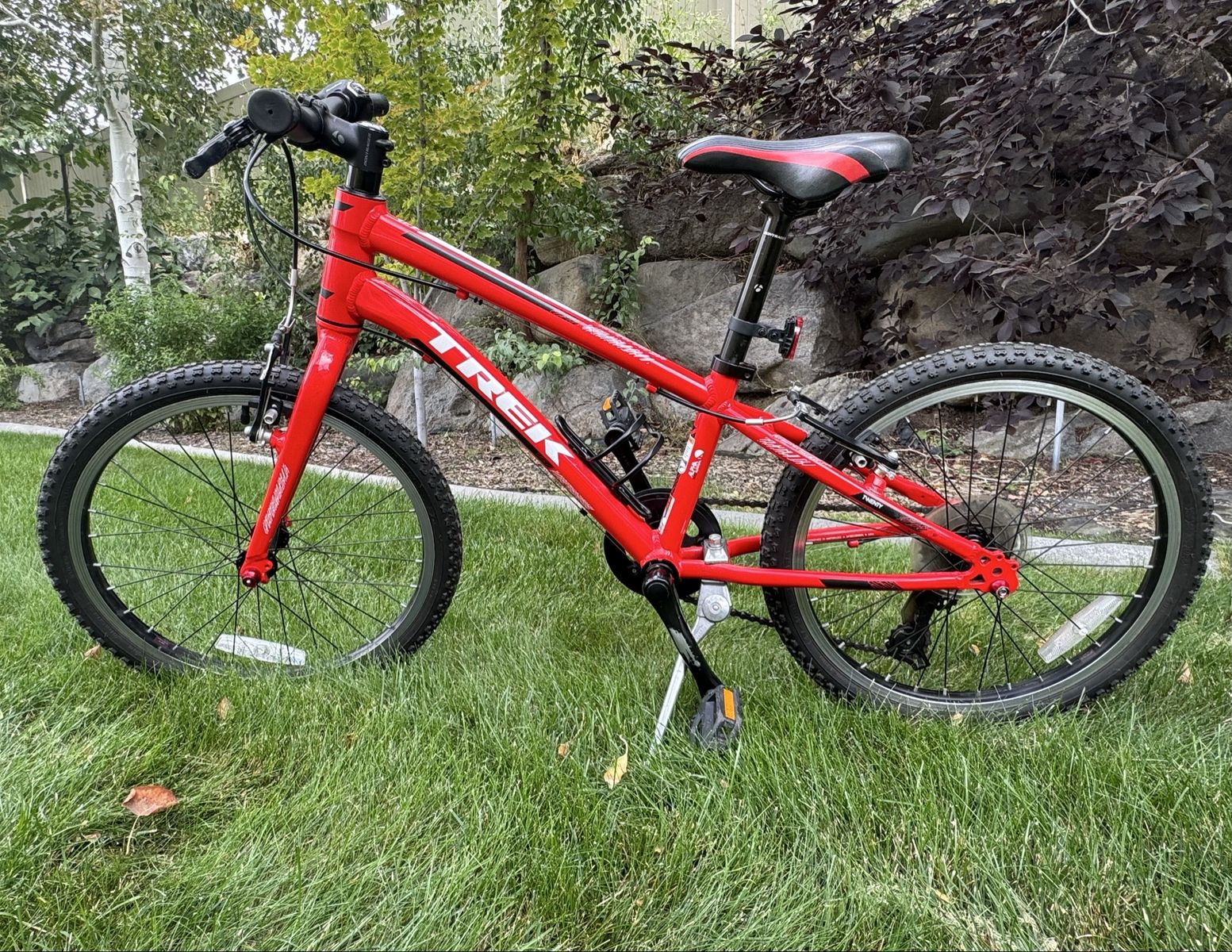 Trek Superfly 20 Kids Mountain Bike Red