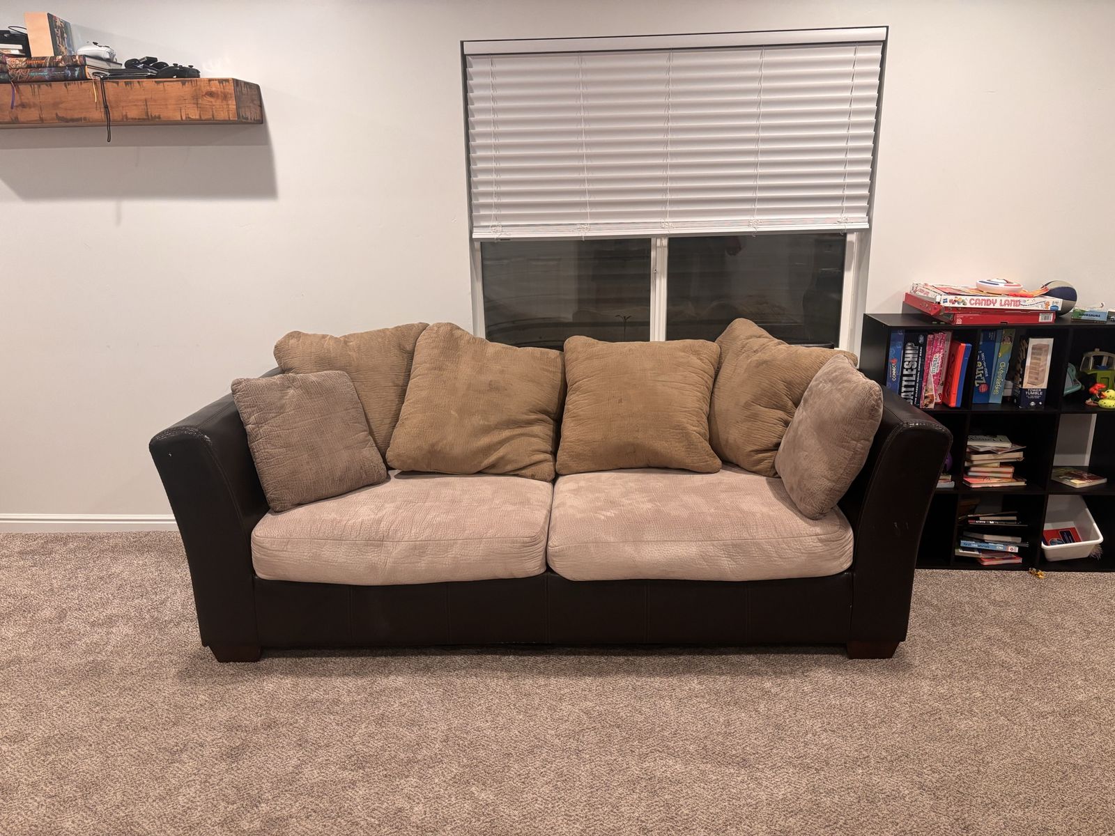 Matching Sofa and Loveseat