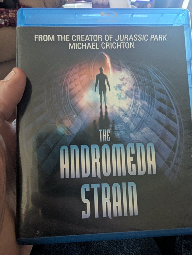 The Andromeda Strain (Blu-ray, 1971) Sci-Fi Thriller Directed by Robert Wise Based on Michael Crichton Novel