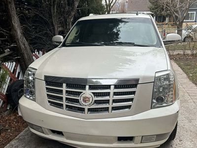 2011 Cadillac Escalade ESV Luxury