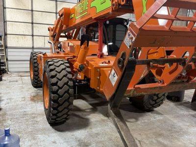Extreme 843 Telehandler Rental – 8,000 lb Reach Forklift – Framing & Material Handling - 43 foot reach