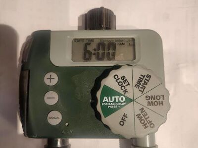 Orbit 2 outlet programable hose watering timer