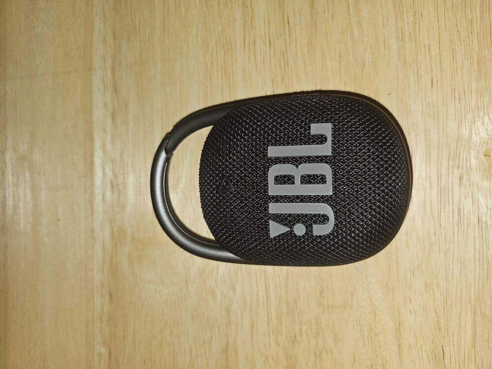 JBL Clip 4 Bluetooth waterproof speaker NEW