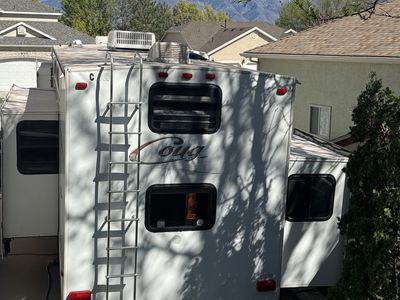 2010 Keystone Cougar 5th Wheel