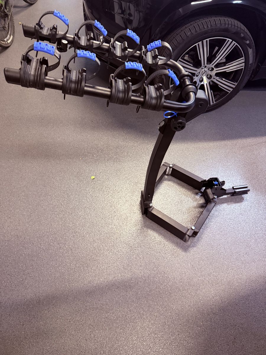 4-Bike Hitch Rack — BRAND NEW / NEVER USED